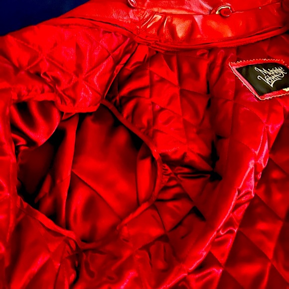 Women Leather Jacket with Removable Lining - Picture 6 of 16